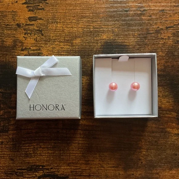 NIB Honora Pearls Stainless Steel Stud Earrings - Picture 1 of 4